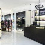 интерьер магазина на фото