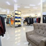 интерьер магазина на фото