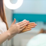 массаж медом на фото