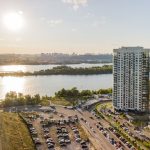 фото офисного здания квадрокоптер