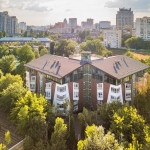 фотография офисного центра с квадрокоптера